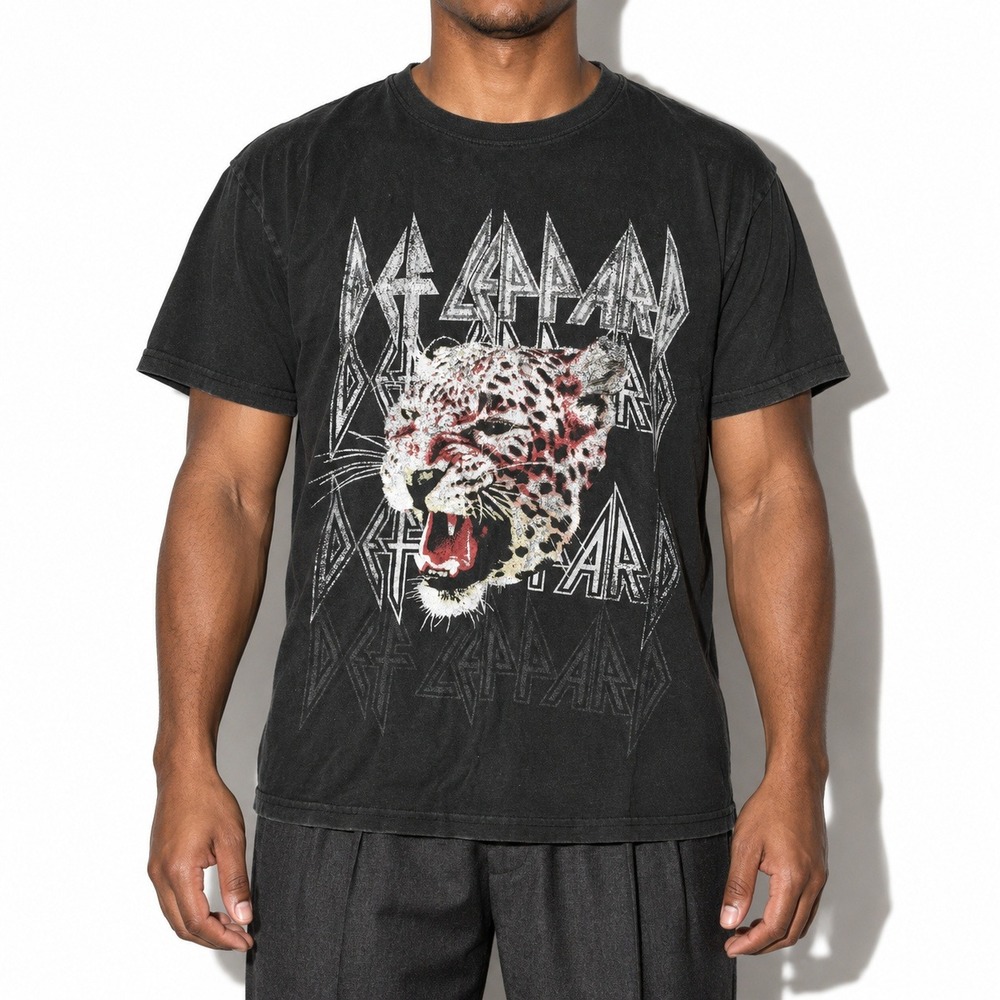 Def Leppard Pyromania Tee Mens XL Black Cotton Leopard Graphic Bludgeon Reprint